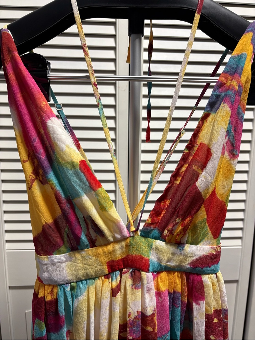Papaya V-Neck Maxi Dress in Pink, Yellow & Teal Great for a Summer Wedding - Picture 2 of 10